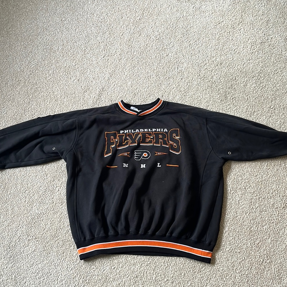 NHL Flyers men’s crew neck